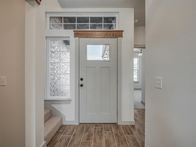 2240 E Thomas Terrace, Mustang, OK 73064