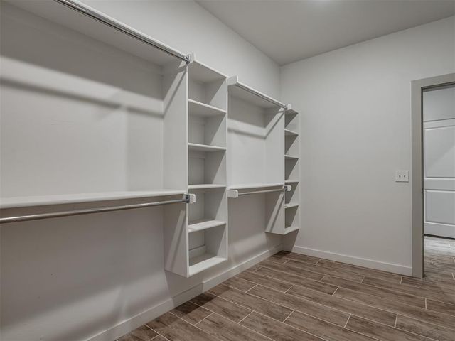 2240 E Thomas Terrace, Mustang, OK 73064