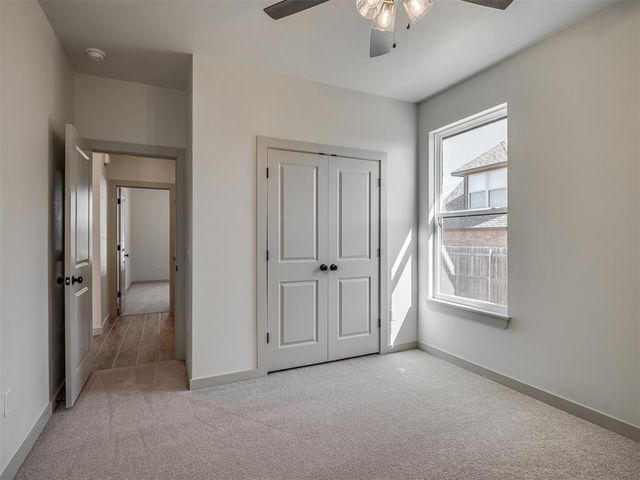 2240 E Thomas Terrace, Mustang, OK 73064