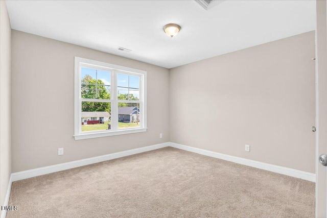 706 S Pollock Street, Selma, NC 27576