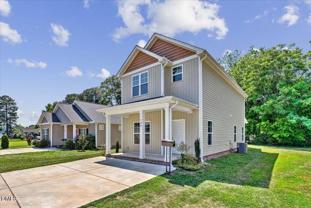 706 S Pollock Street, Selma, NC 27576