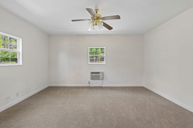 5237 Whispering Valley Dr, Nashville, TN 37211