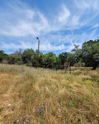 651 Jennifer LN, Driftwood, TX 78619