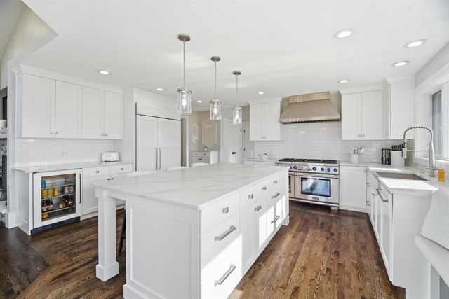 3667 W QUAKER RIDGE LANE, Appleton, WI 54914