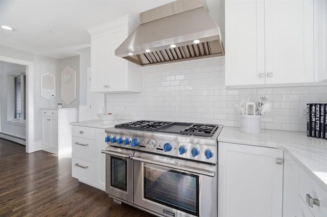 3667 W QUAKER RIDGE LANE, Appleton, WI 54914