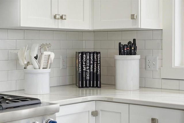 3667 W QUAKER RIDGE LANE, Appleton, WI 54914