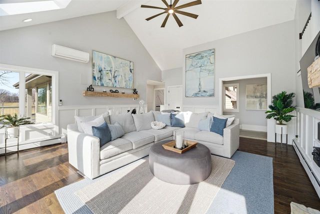 3667 W QUAKER RIDGE LANE, Appleton, WI 54914