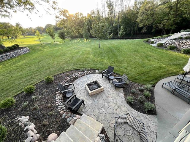 3667 W QUAKER RIDGE LANE, Appleton, WI 54914