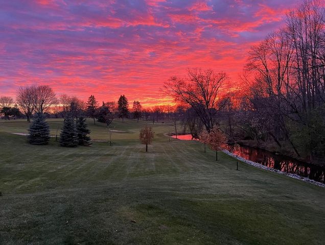 3667 W QUAKER RIDGE LANE, Appleton, WI 54914