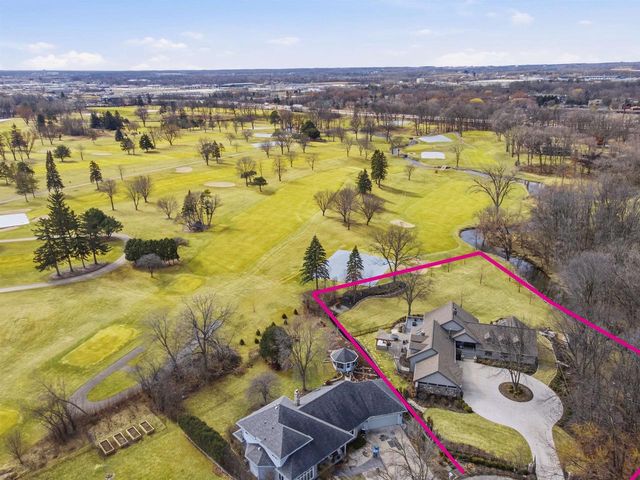 3667 W QUAKER RIDGE LANE, Appleton, WI 54914