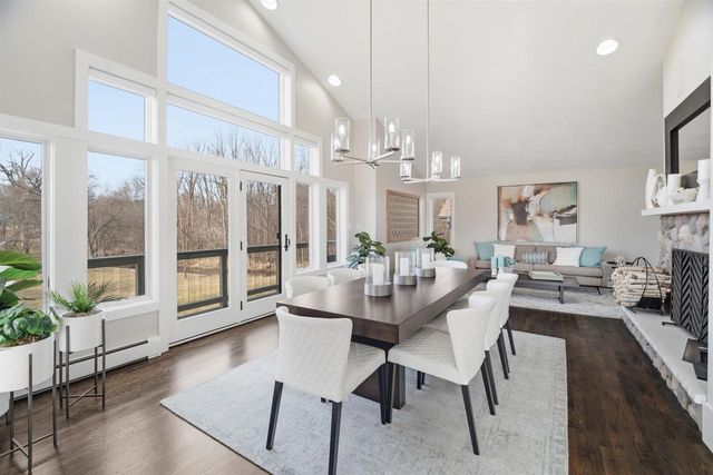 3667 W QUAKER RIDGE LANE, Appleton, WI 54914