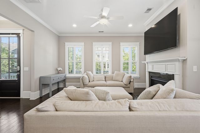 1675 Pierce Street, Daniel Island, SC 29492