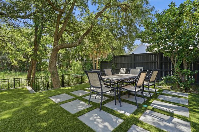 1675 Pierce Street, Daniel Island, SC 29492