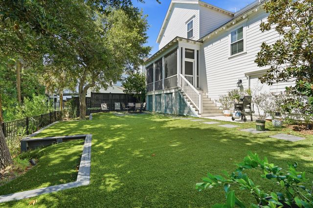 1675 Pierce Street, Daniel Island, SC 29492
