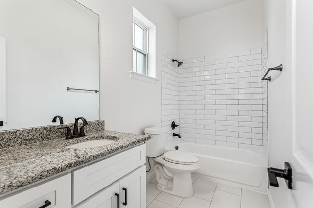 2404 Acorn Court, Sachse, TX 75048