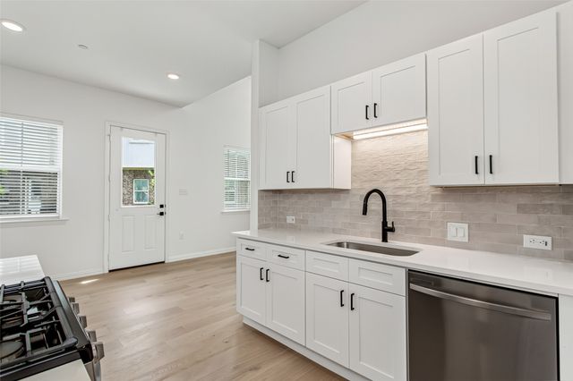 2404 Acorn Court, Sachse, TX 75048
