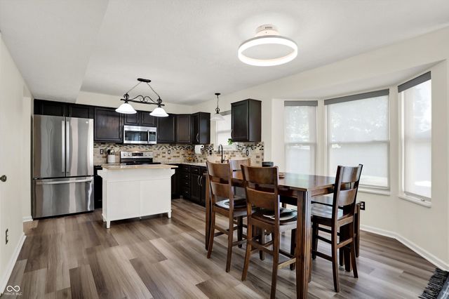 884 Sheffield Drive, Greenwood, IN 46143