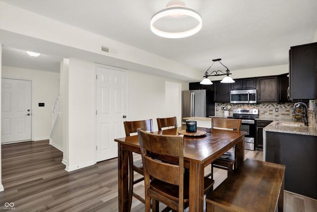 884 Sheffield Drive, Greenwood, IN 46143