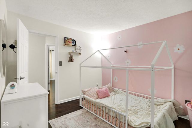 884 Sheffield Drive, Greenwood, IN 46143