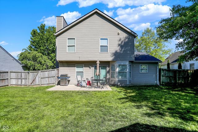 884 Sheffield Drive, Greenwood, IN 46143