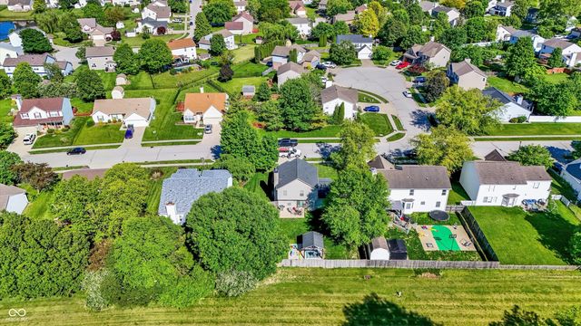 884 Sheffield Drive, Greenwood, IN 46143