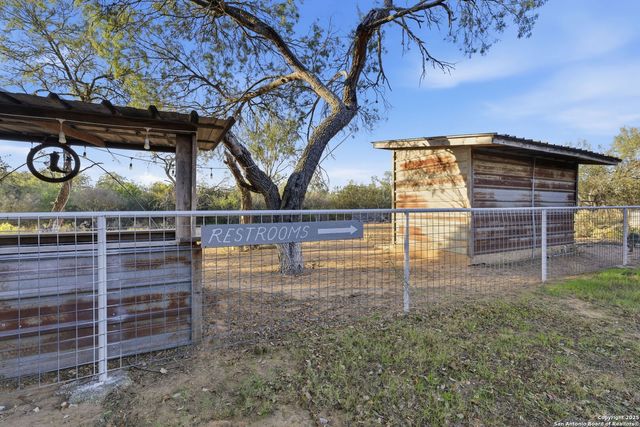 247 Covey, Lytle, TX 78052