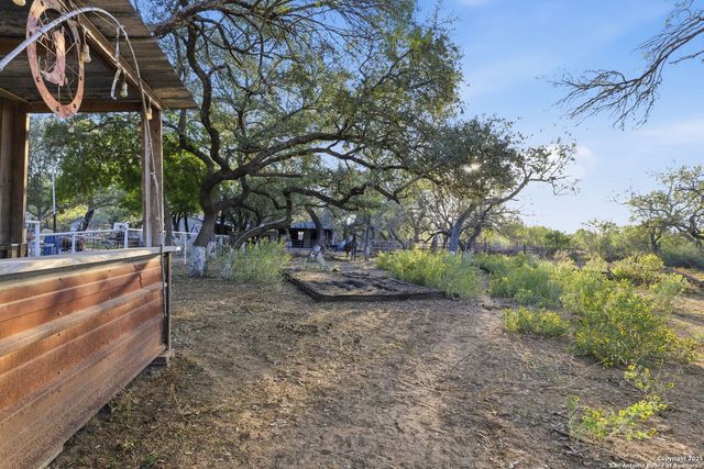 247 Covey, Lytle, TX 78052