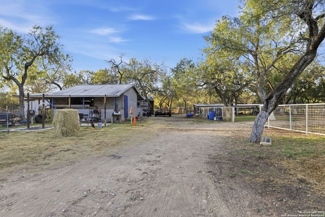 247 Covey, Lytle, TX 78052