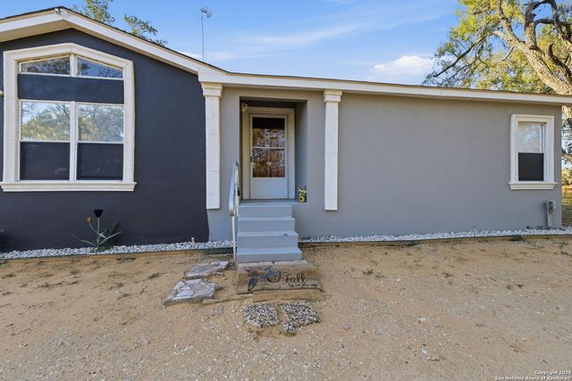 247 Covey, Lytle, TX 78052