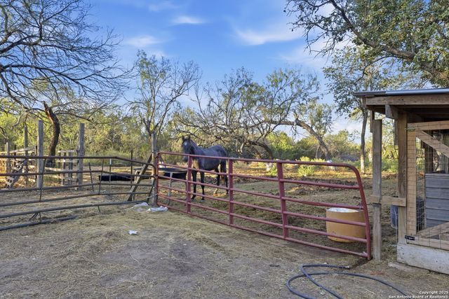 247 Covey, Lytle, TX 78052