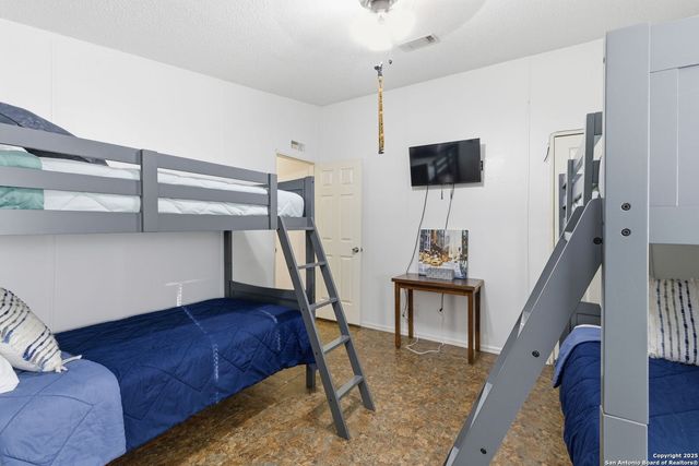 247 Covey, Lytle, TX 78052