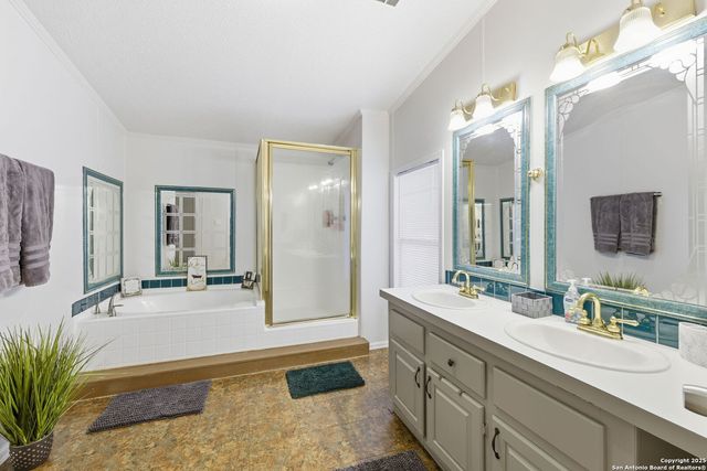 247 Covey, Lytle, TX 78052