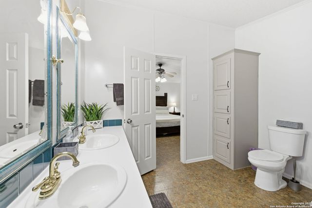 247 Covey, Lytle, TX 78052