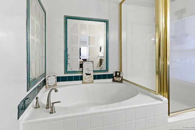 247 Covey, Lytle, TX 78052