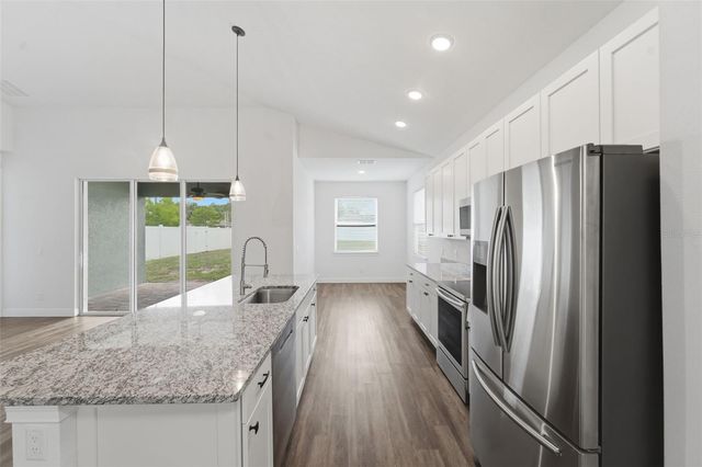 1800 3RD AVENUE, Deland, FL 32724