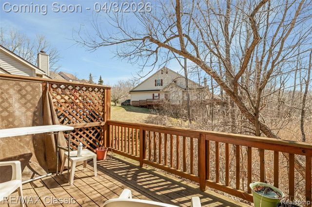 41769 Webster Court, Novi, MI 48377