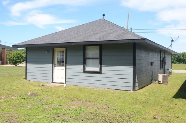 505 15th Street, Honey Grove, TX 75446