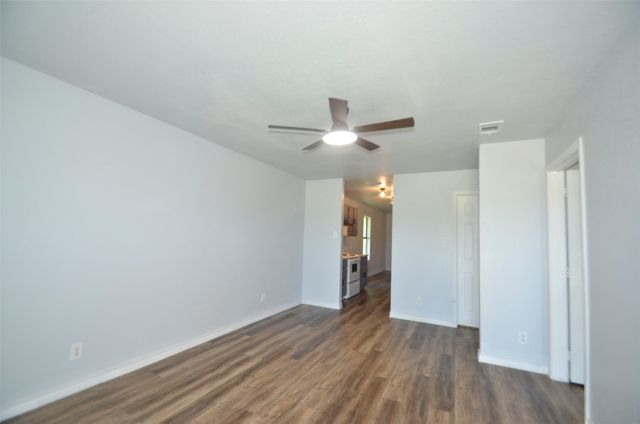 505 15th Street, Honey Grove, TX 75446