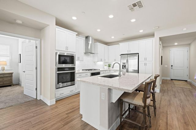 1565 Haydin Pl, El Dorado Hills, CA 95762