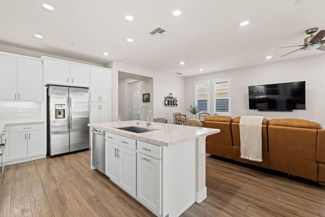 1565 Haydin Pl, El Dorado Hills, CA 95762