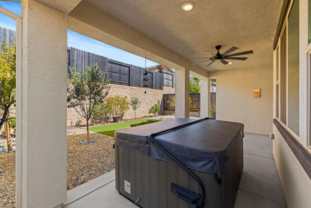 1565 Haydin Pl, El Dorado Hills, CA 95762