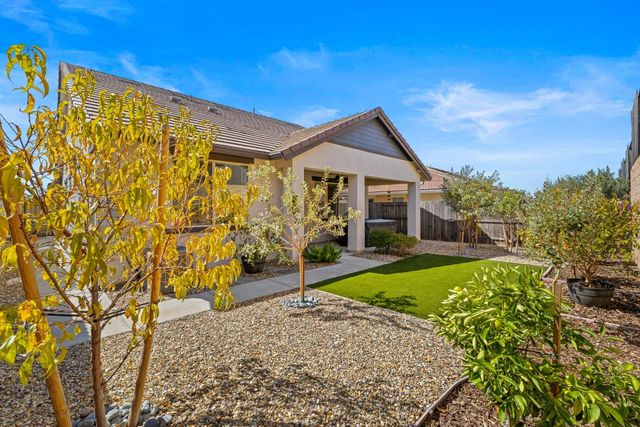 1565 Haydin Pl, El Dorado Hills, CA 95762
