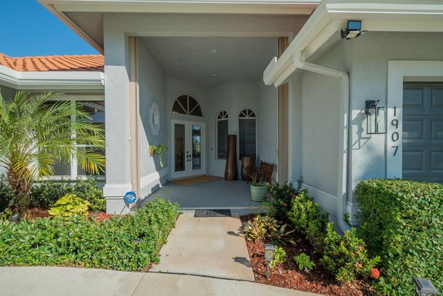 1907 S Club Drive, Wellington, FL 33414