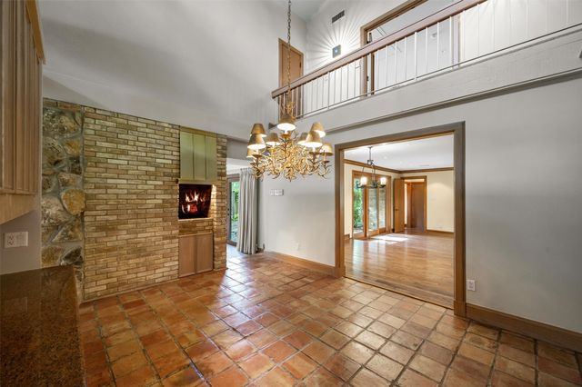 3909 Courtshire Drive, Dallas, TX 75229