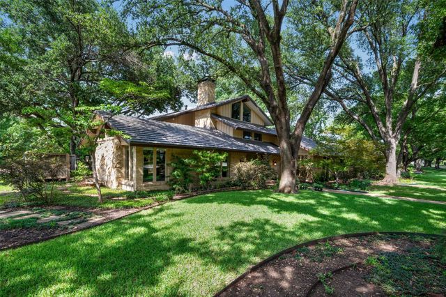 3909 Courtshire Drive, Dallas, TX 75229