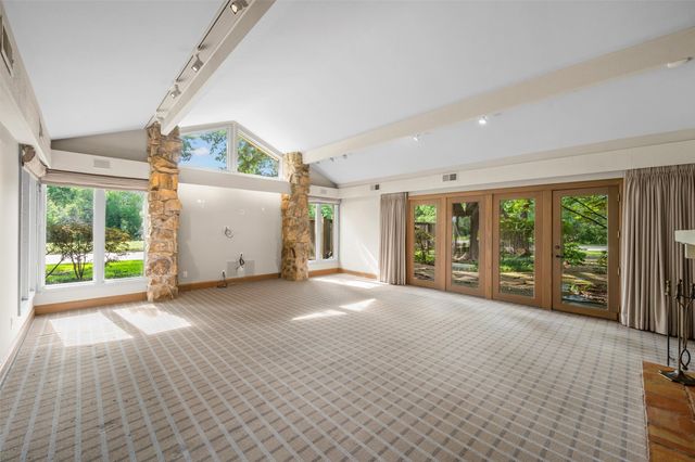 3909 Courtshire Drive, Dallas, TX 75229