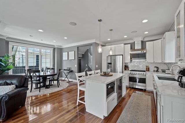 1400 Holland Street, Birmingham, MI 48009