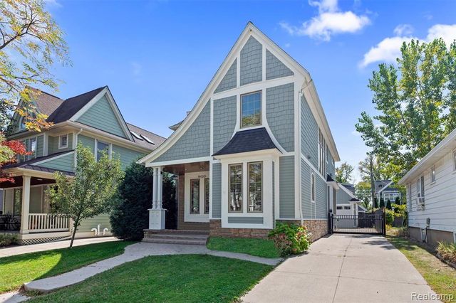1400 Holland Street, Birmingham, MI 48009