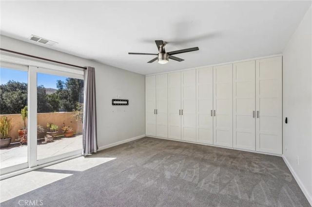 42 Kanan Road, Oak Park, CA 91377
