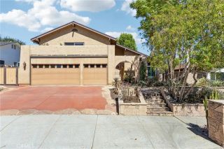 42 Kanan Road, Oak Park, CA 91377